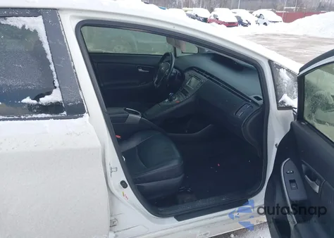 2015 Toyota Prius Persona Series Special Edition z USA, uszkodzony, nr VIN JTDKN3DU6F0412277